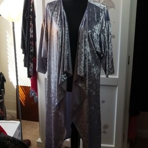 LulaRoe Elegent Shirley Silver